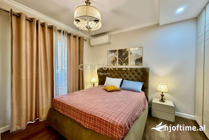 Shtepi ne shitje Apartament ne Tirane, 2+1, Mobilimi E mobiluar, Pagesa 375,000  Euro.