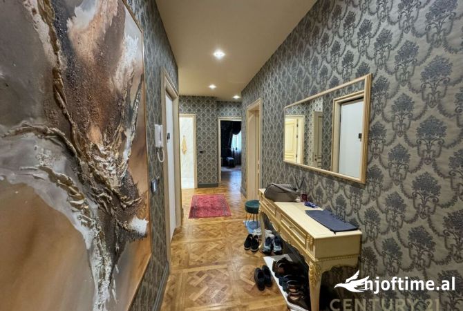 Shtepi me qera Apartament ne Tirane, 2+1, Mobilimi E mobiluar, Pagesa 1,500  Euro.