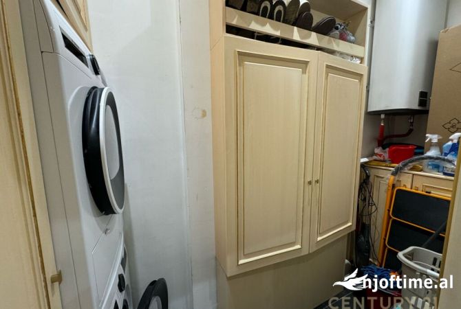 Shtepi me qera Apartament ne Tirane, 2+1, Mobilimi E mobiluar, Pagesa 1,500  Euro.