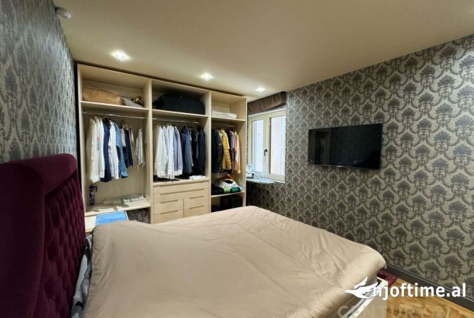 Shtepi me qera Apartament ne Tirane, 2+1, Mobilimi E mobiluar, Pagesa 1,500  Euro.