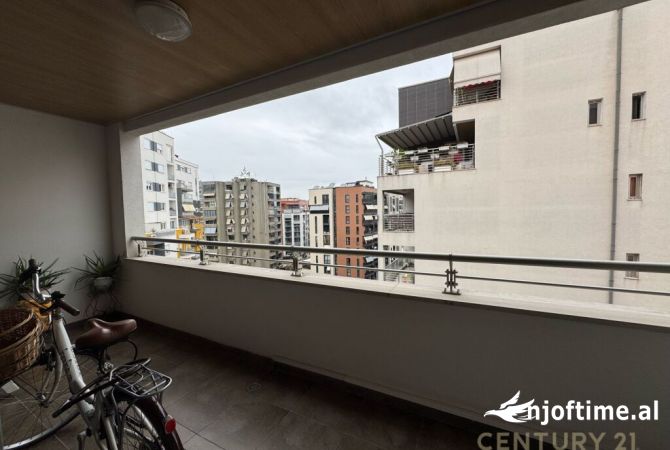 Shtepi me qera Apartament ne Tirane, 2+1, Mobilimi E mobiluar, Pagesa 2,000  Euro.