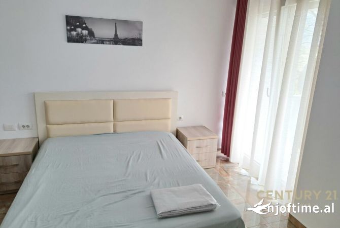 Shtepi me qera Apartament ne Tirane, 1+1, Mobilimi E mobiluar, Pagesa 550  Euro.