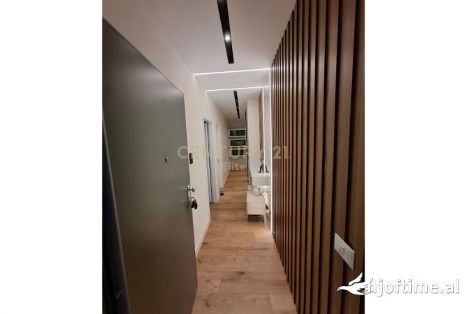 Shtepi ne shitje 2+1 ne Tirane - 226,000 Euro
