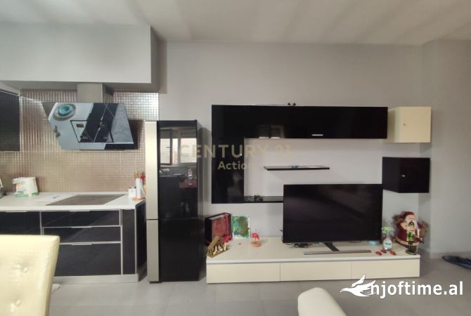 Shtepi ne shitje 2+1 ne Tirane - 210,000 Euro