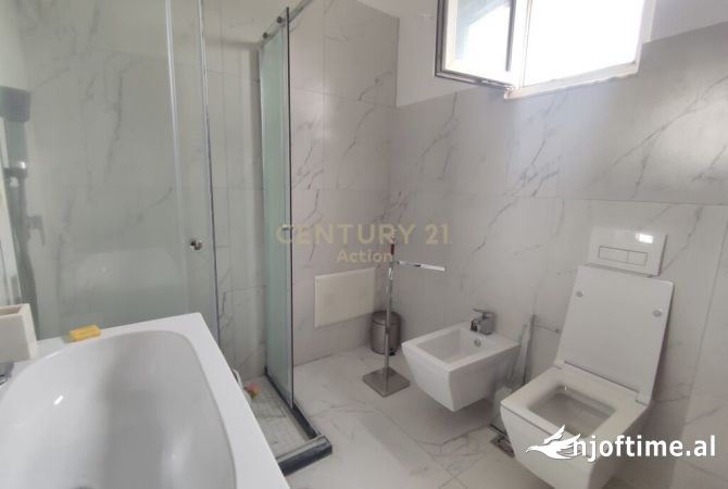 Shtepi ne shitje Apartament ne Tirane, 2+1, Mobilimi E mobiluar, Pagesa 210,000  Euro.