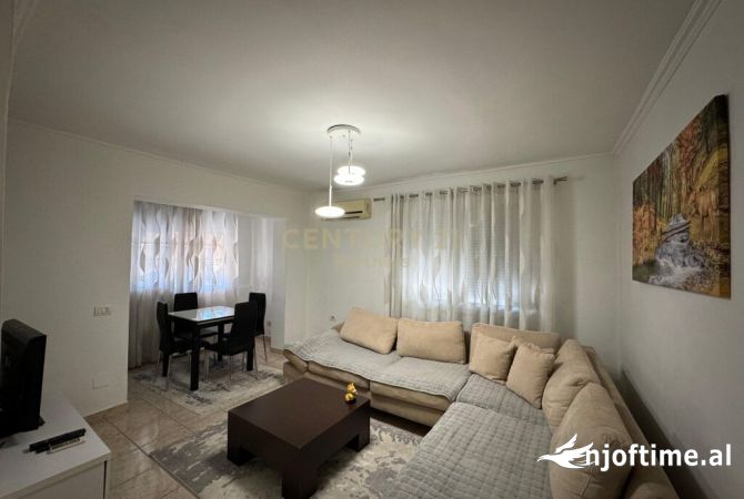 Shtepi me qera 1+1 ne Tirane - 450 Euro