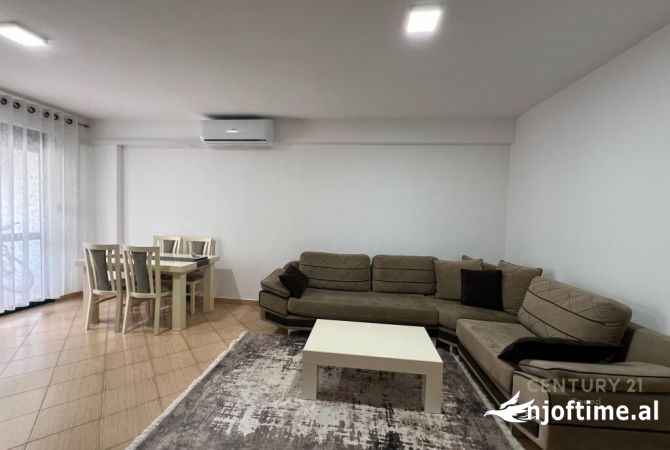 Shtepi me qera 1+1 ne Tirane - 450 Euro