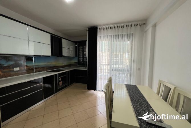 Shtepi me qera 1+1 ne Tirane - 450 Euro