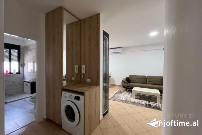 Shtepi me qera Apartament ne Tirane, 1+1, Mobilimi E mobiluar, Pagesa 450  Euro.