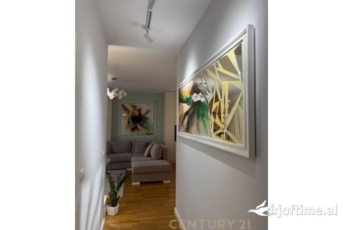 Shtepi me qera Apartament ne Tirane, 1+1, Mobilimi E mobiluar, Pagesa 1,000  Euro.