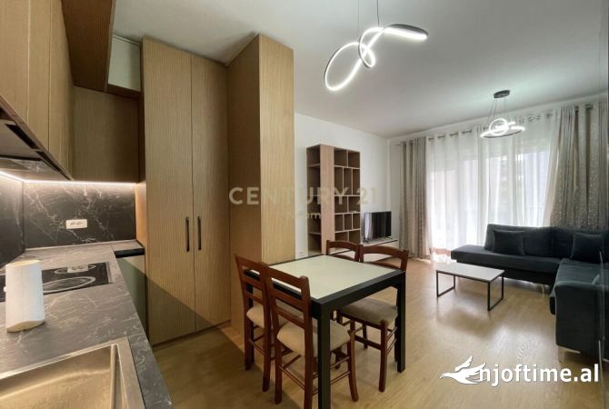 Shtepi me qera Apartament ne Tirane, 2+1, Mobilimi E mobiluar, Pagesa 1,000  Euro.
