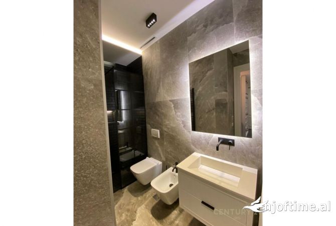 Shtepi me qera Apartament ne Tirane, 1+1, Mobilimi E mobiluar, Pagesa 1,000  Euro.