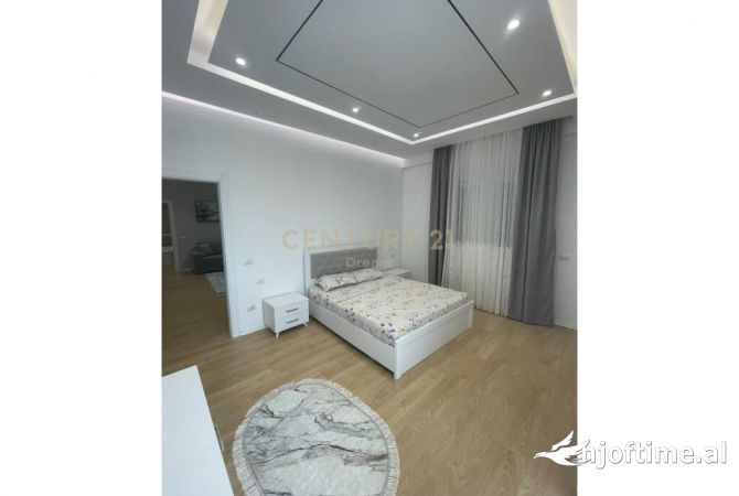 Shtepi me qera Apartament ne Tirane, 2+1, Mobilimi E mobiluar, Pagesa 800  Euro.