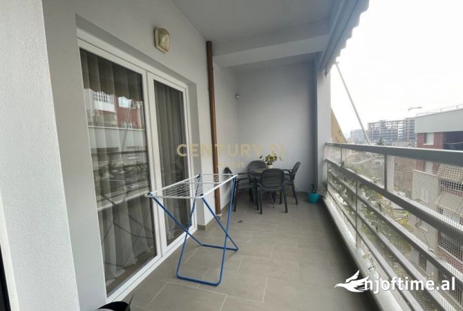 Shtepi ne shitje Apartament ne Tirane, 2+1, Mobilimi E mobiluar, Pagesa 225,000  Euro.
