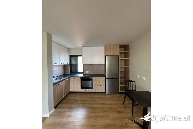 Shtepi me qera Apartament ne Tirane, 1+1, Mobilimi E mobiluar, Pagesa 700  Euro.