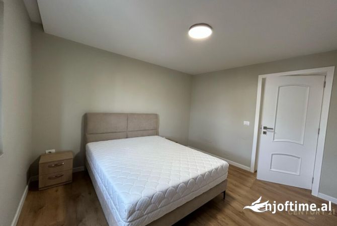 Shtepi me qera Apartament ne Tirane, 1+1, Mobilimi E mobiluar, Pagesa 700  Euro.