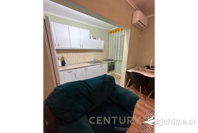 Shtepi ne shitje Apartament ne Tirane, 1+1, Mobilimi E mobiluar, Pagesa 120,000  Euro.