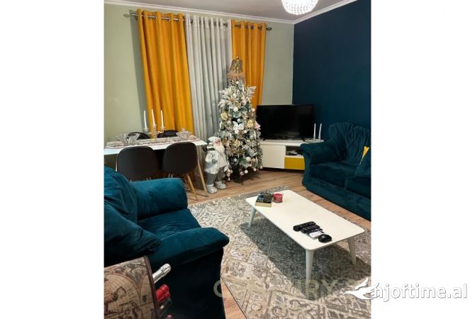 Shtepi ne shitje Apartament ne Tirane, 1+1, Mobilimi E mobiluar, Pagesa 120,000  Euro.