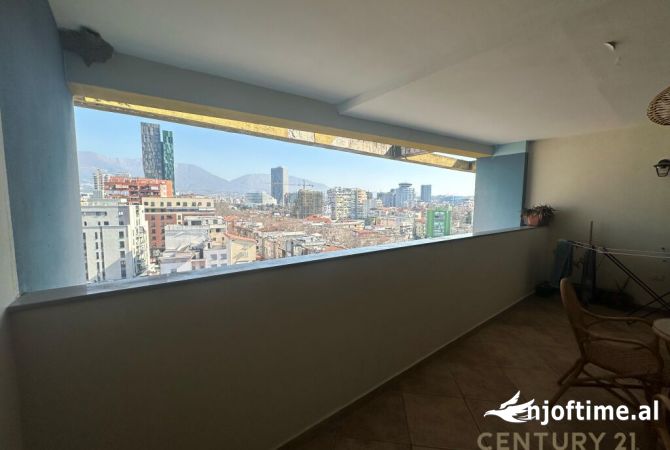 Shtepi ne shitje Apartament ne Tirane, 2+1, Mobilimi E mobiluar, Pagesa 279,000  Euro.