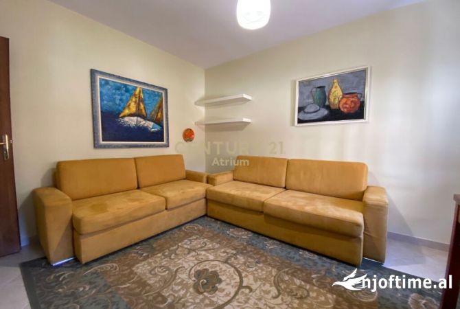 Shtepi me qera 1+1 ne Tirane - 450 Euro