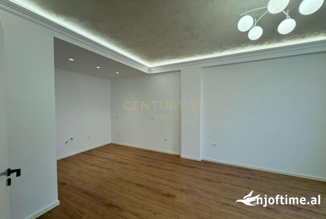 Shtepi ne shitje 2+1 ne Tirane - 210,000 Euro