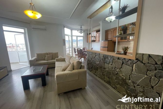 Shtepi me qera 2+1 ne Tirane - 550 Euro
