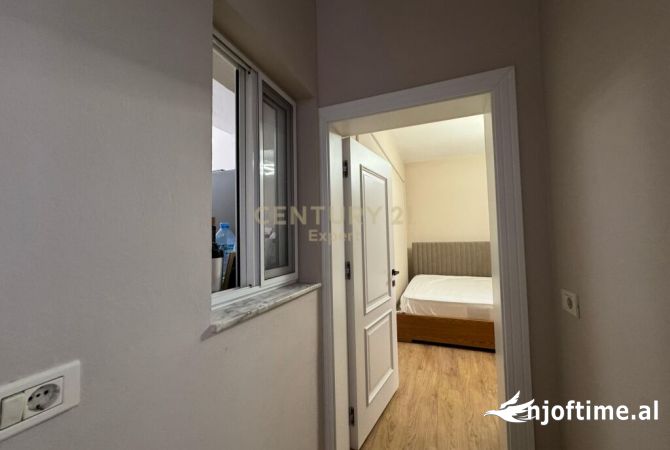 Shtepi me qera Apartament ne Tirane, 1+1, Mobilimi E mobiluar, Pagesa 550  Euro.