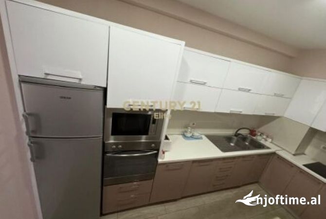 Shtepi me qera 1+1 ne Tirane - 620 Euro