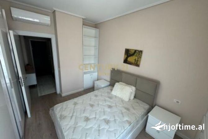 Shtepi me qera Apartament ne Tirane, 1+1, Mobilimi E mobiluar, Pagesa 620  Euro.