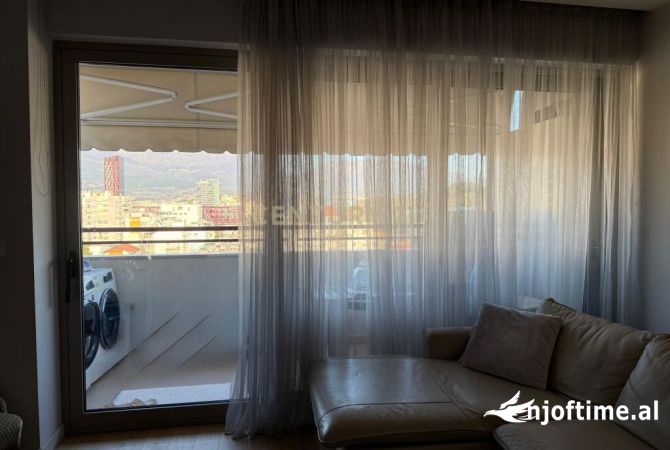 Shtepi me qera Apartament ne Tirane, 1+1, Mobilimi E mobiluar, Pagesa 1,000  Euro.