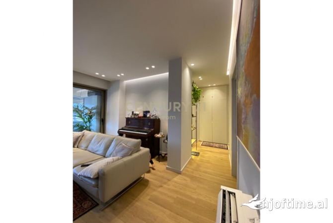 Shtepi me qera Apartament ne Tirane, 1+1, Mobilimi E mobiluar, Pagesa 1,000  Euro.