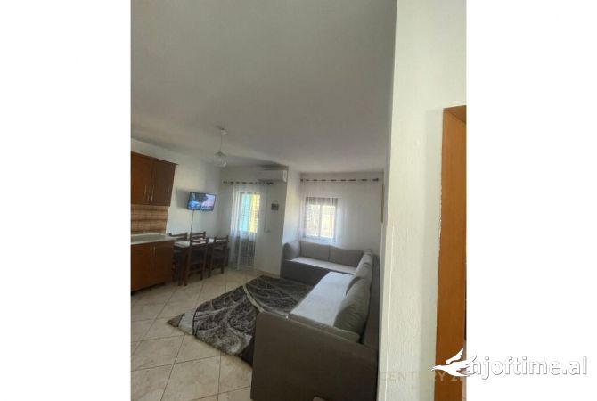 Shtepi me qera 1+1 ne Tirane - 400 Euro