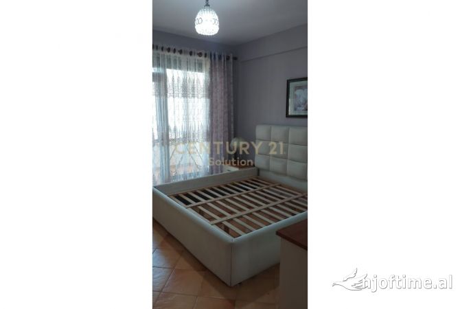 Shtepi me qera Apartament ne Tirane, 1+1, Mobilimi E mobiluar, Pagesa 450  Euro.