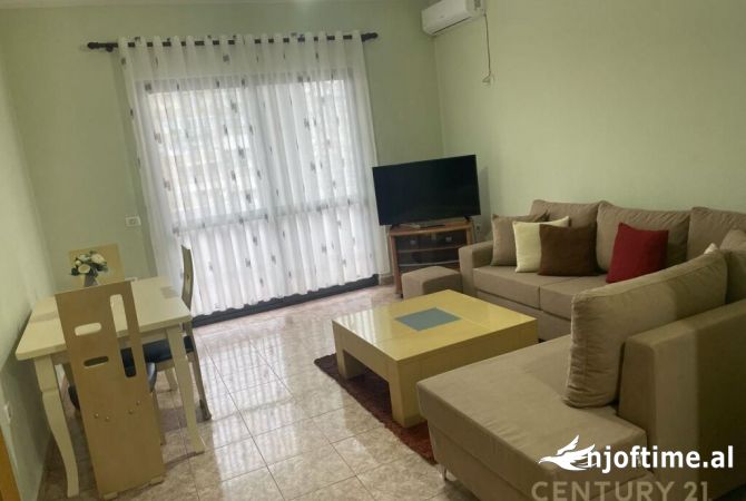 Shtepi me qera 1+1 ne Tirane - 400 Euro
