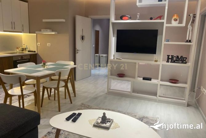 Shtepi me qera Apartament ne Tirane, 1+1, Mobilimi E mobiluar, Pagesa 700  Euro.