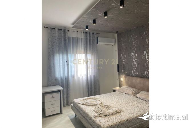 Shtepi me qera Apartament ne Tirane, 1+1, Mobilimi E mobiluar, Pagesa 700  Euro.