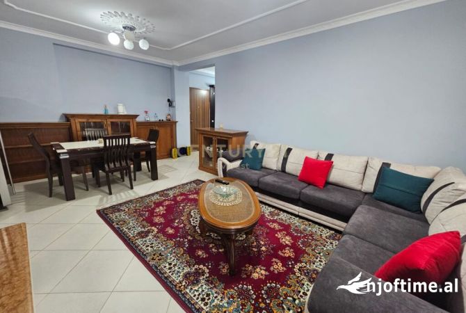 Shtepi me qera 2+1 ne Tirane - 650 Euro