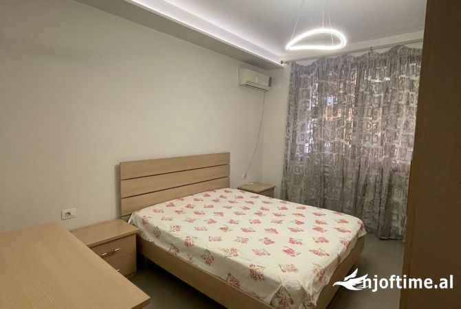 Shtepi me qera 1+1 ne Tirane - 450 Euro