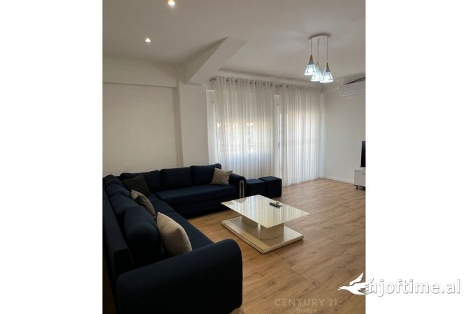 Shtepi me qera 1+1 ne Tirane - 400 Euro