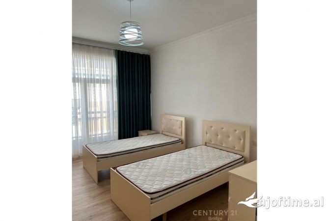 Shtepi me qera 1+1 ne Tirane - 400 Euro