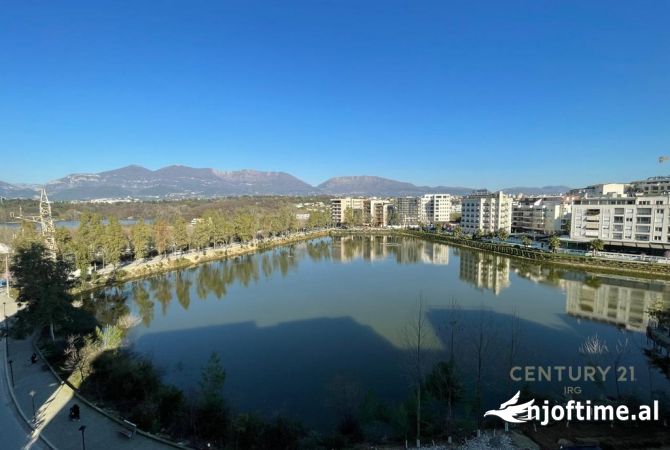 Shtepi me qera 2+1 ne Tirane - 900 Euro