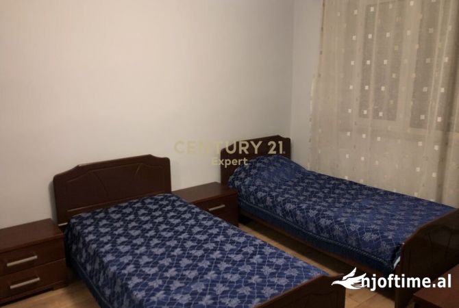 Shtepi me qera Apartament ne Tirane, 1+1, Mobilimi E mobiluar, Pagesa 630  Euro.