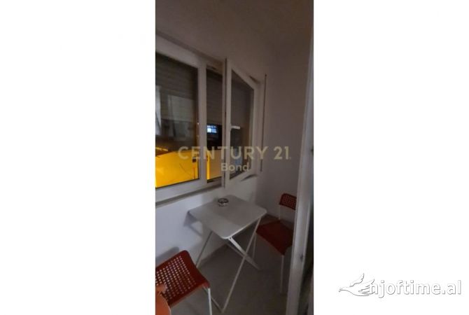 Shtepi me qera Apartament ne Tirane, 1+1, Mobilimi E mobiluar, Pagesa 450  Euro.