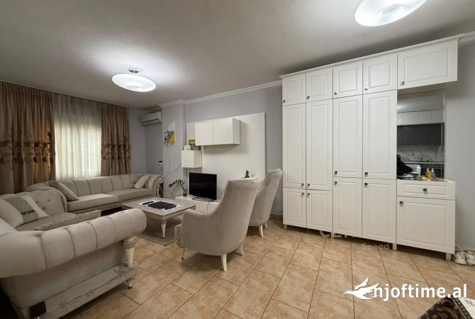 Shtepi me qera 2+1 ne Tirane - 600 Euro