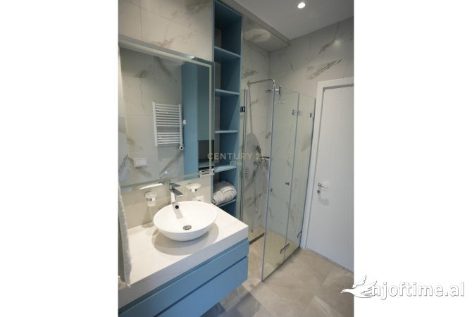 Shtepi me qera Apartament ne Tirane, 1+1, Mobilimi E mobiluar, Pagesa 1,200  Euro.