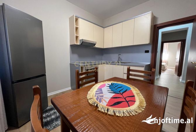 Shtepi me qera Apartament ne Tirane, 1+1, Mobilimi E mobiluar, Pagesa 600  Euro.
