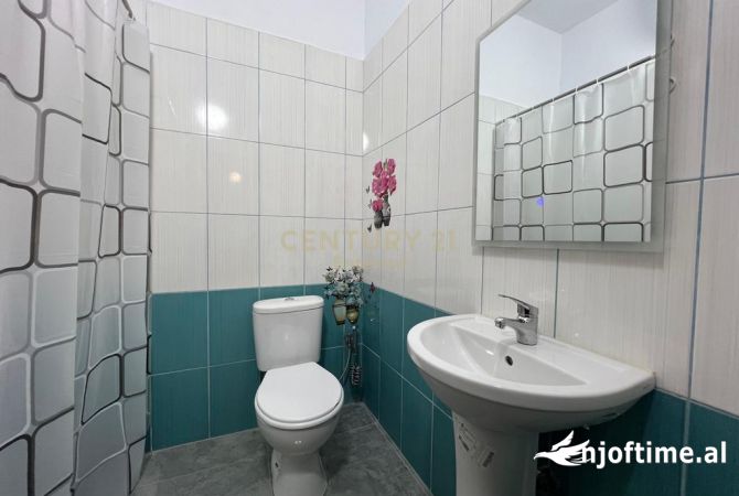 Shtepi me qera Apartament ne Tirane, 1+1, Mobilimi E mobiluar, Pagesa 600  Euro.