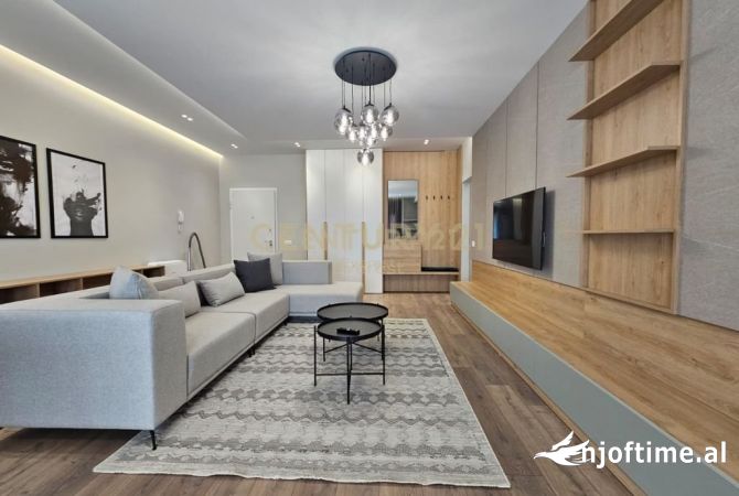 Shtepi me qera 3+1 ne Tirane - 1,500 Euro