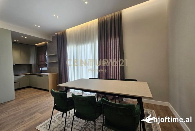 Shtepi me qera 3+1 ne Tirane - 1,500 Euro
