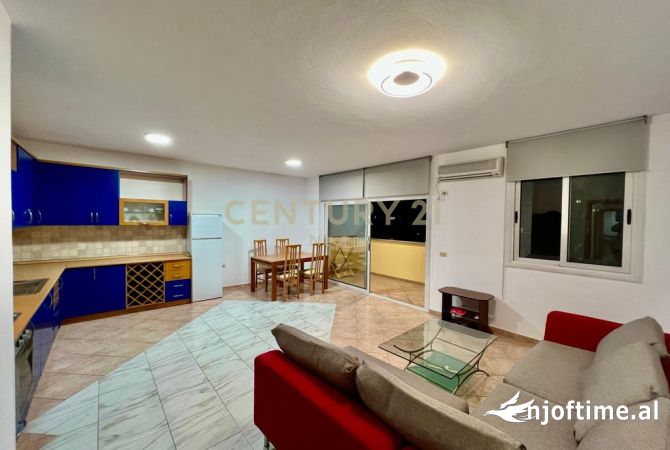 Shtepi me qera 2+1 ne Tirane - 650 Euro